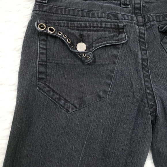 Bill Blass Stretch Bootcut Jeans 	Size 6P - Picture 3 of 4